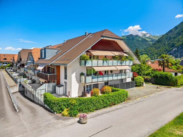 Tolles Gartengeschoss mit Blick auf die Dents du Midi