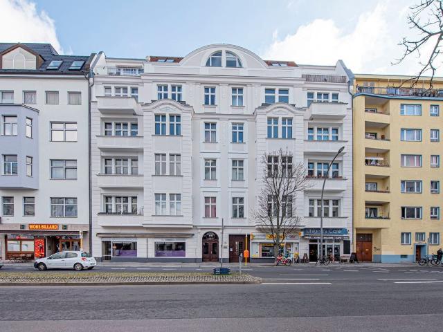 Tolles Gründerzeit Investment in Charlottenburg: 4 Zimmer, Gäste WC *VERMIETET