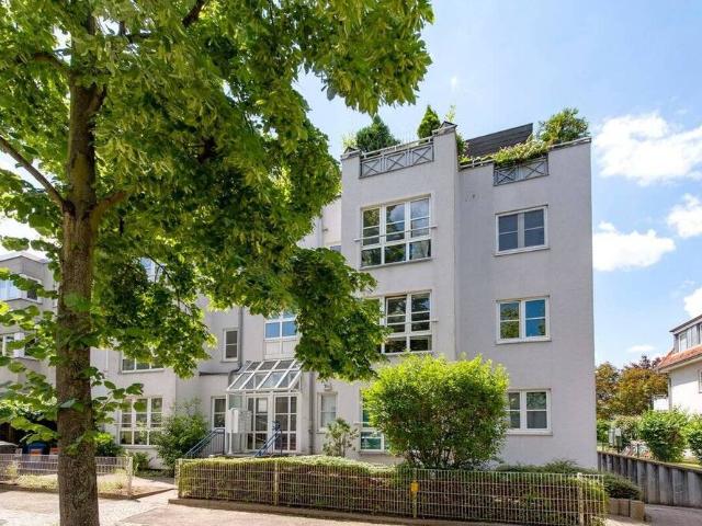 Tolles Investment: Gut vermietetes PENTHOUSE im Grünen nahe S Bahn provisionsfrei!