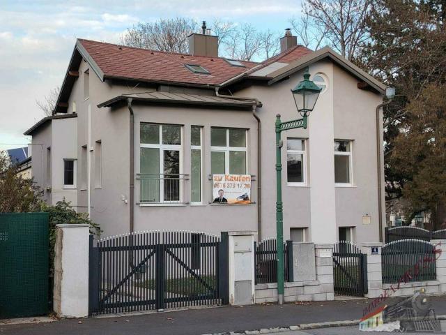 Tolles Mehrfamilienhaus bietet vielfache Nutzungsmöglichkeit auf 3 Etagen – zentrale Lage in Maria Enzersdorf!