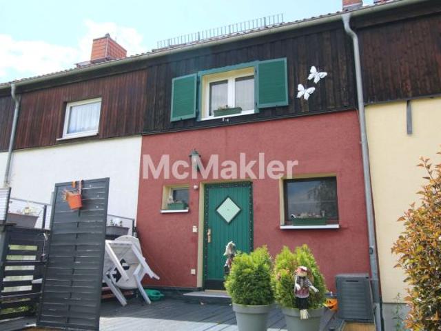 Tolles Reihenmittelhaus mit Terrasse und Carport in zentraler Lage