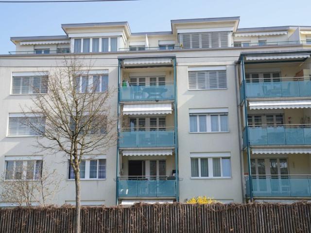 Top 3.5 Zimmer Eigentumsstandardwohnung an ruhiger und sehr zentraler Lage