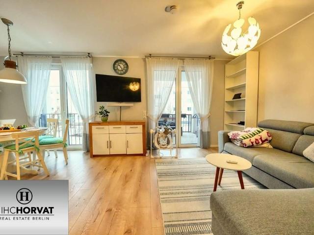 TOP 3 ZI. NEUBAU WHG – NUR 5 MIN VON BER FLUGHAFEN 1.OG, LIFT, MÖBLIERT, TERRASSE & SOFORT FREI!