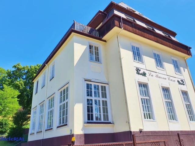 TOP 11 2 Zimmer Wohnung in Villa zzgl. Heizung