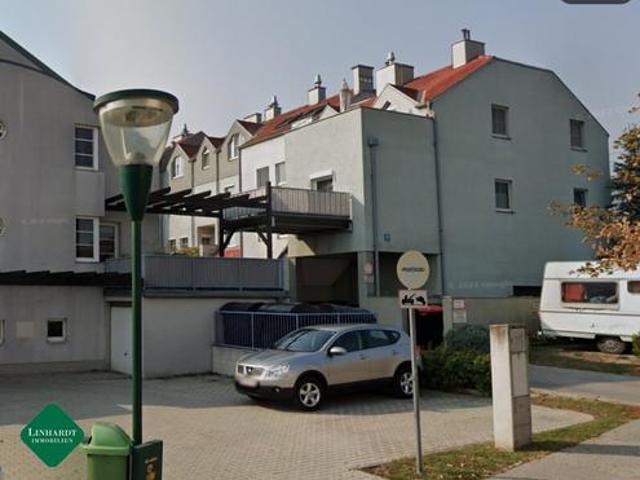 Top 2 Zimmerwohnung, großzügige Terrasse + Garagenplatz