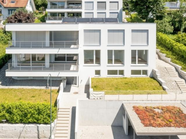 Top 4.5 Zi. Terrassenwohnung mit Home Office Bereich an bester Lage
