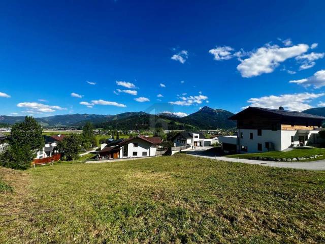 TOP CHANCE! TRAUM AUSSICHT MIT SONNE UND RUHE