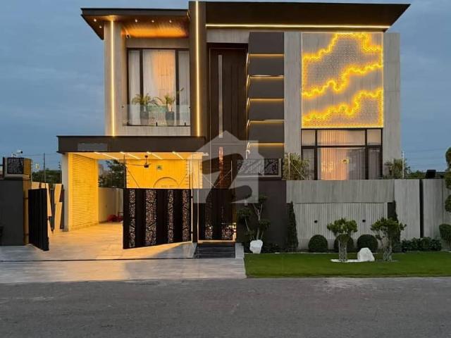 Top City 10 Marla House For Sale