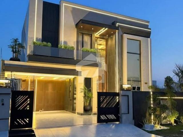 Top City 1 Kanal Incomplete House For Sale