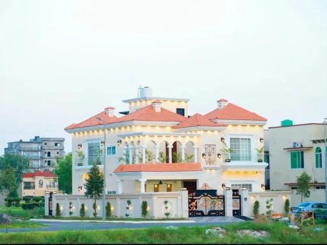 Top Class Spanish 12 Marla Corner Designer House for Sale. Sialkot Citi Housing Society ID 97994
