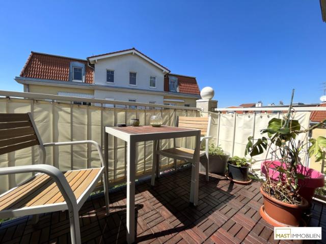 Top ANGEBOT stark reduziert auf 298.000, € / 3 Zimmer Balkon Wohnung inkl. Hochwertiger Einbauküche