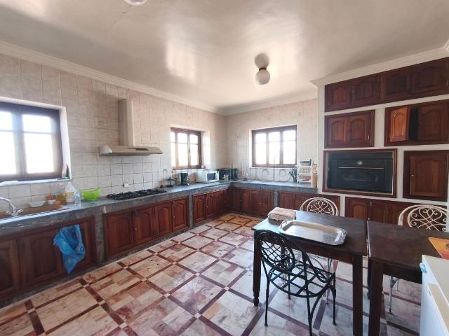 Top affaire. Maison d'hotes 10 chbs sur 5000 m2