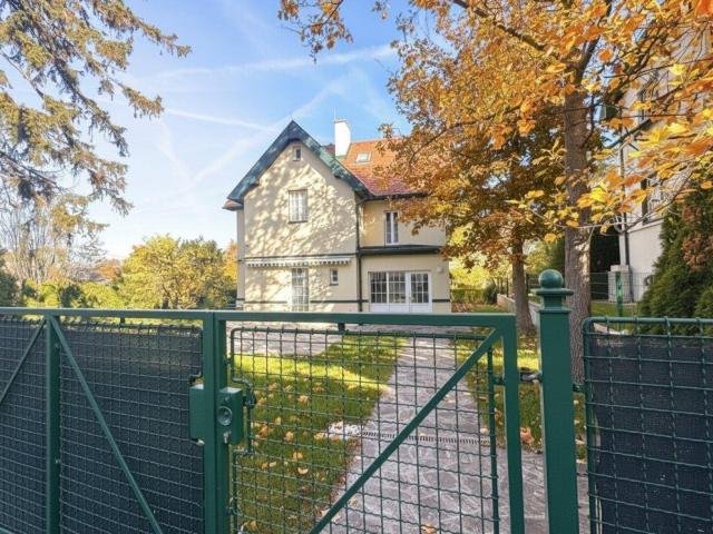 TOP ALTBAU EINFAMILIENHAUS IN OBER SANKT VEIT SOFORT BEZUGSBEREIT!