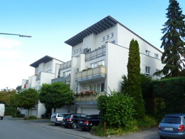 TOP GEPFLEGTE Wohng. zu ca. 66 qm, 2 Zim Balkon + Gartennutzng Stellplatz in Arnsberg Neheim!