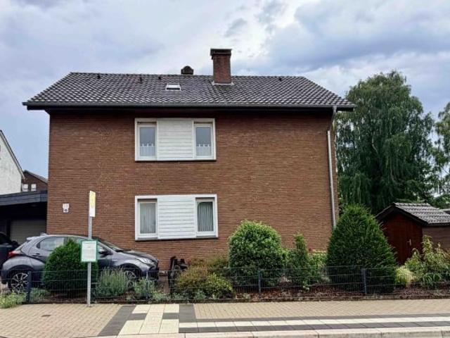 Top gepflegtes 2 FH mit Garten, Garage und Einliegerappartement