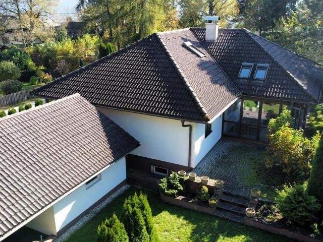 Top gepflegter Bungalow mit idyllischem Garten