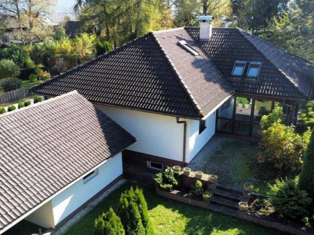 Top gepflegter Bungalow mit idyllischem Garten