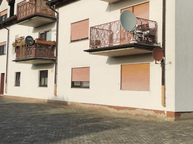 Top grundsanierte, sehr schöne 3 Zimmer Wohnung mit Balkon Nidderau OT