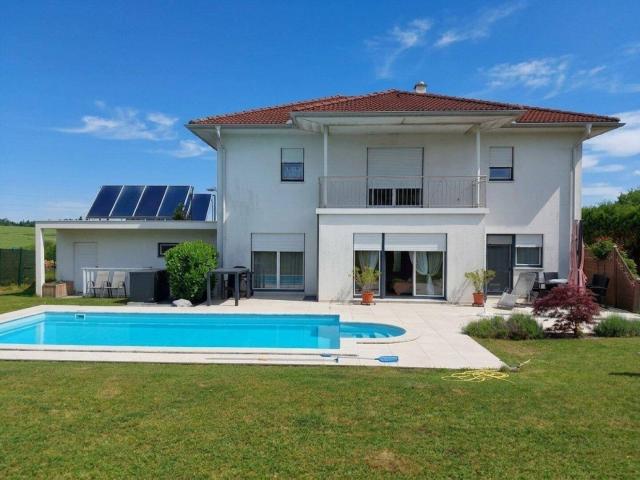 Top Einfamilienhaus mit Pool & Doppelgarage in Gallspach