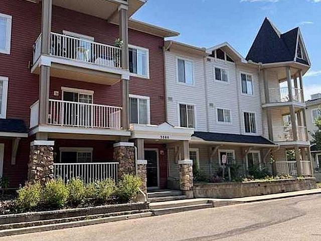 Top Floor Apartment Available!