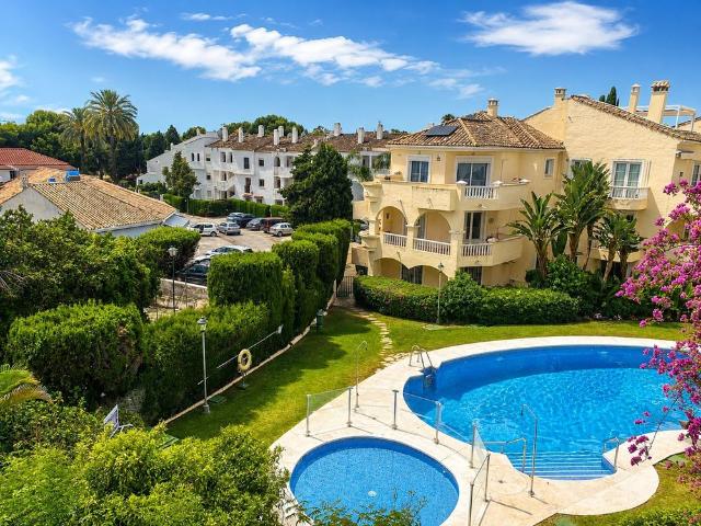 Top Floor Apartment in Estepona