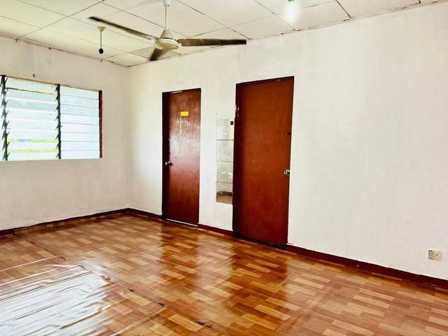 Top Floor Blok 1 Termurah Flat Pkns Seksyen 17 Shah Alam For Sale