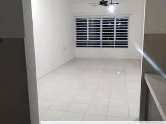 Top Floor Gate Guard D Aman Apartment Partly Furnish Jelapang Meru Chemor Chepor Jati