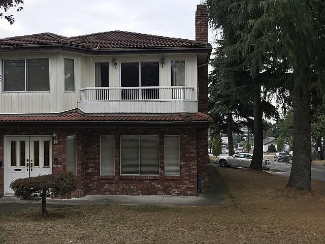 Top Floor Of Vancouver House For Rent