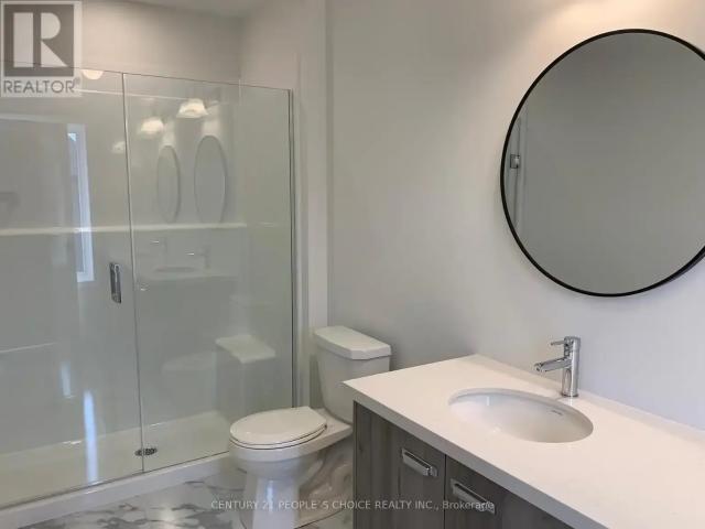 Top floor, large 3 bedroom corner suite at Minto on Lonsdale, open layout