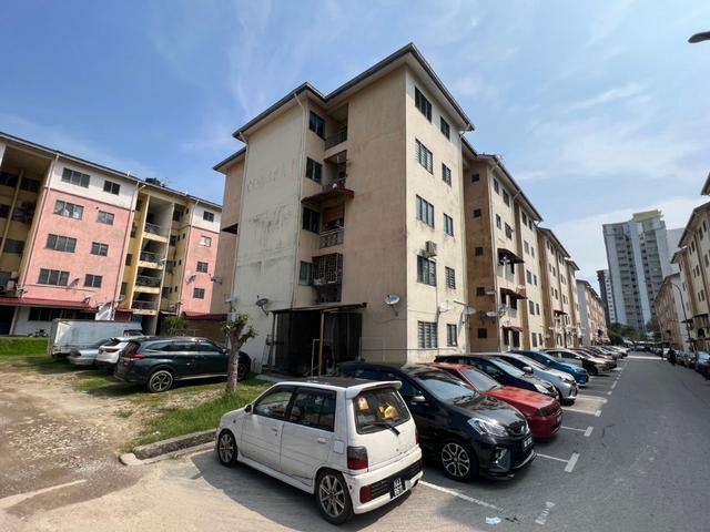 TOP FLOOR Level 4 Cempaka Flat Garden Avenue Seremban