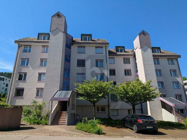 TOP FLOOR MIT CHEMINÉE UND GROSSER TERRASSE