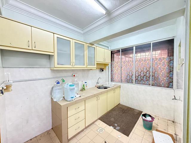 top floor with lift furnished Casa Ria Apartment Country Homes