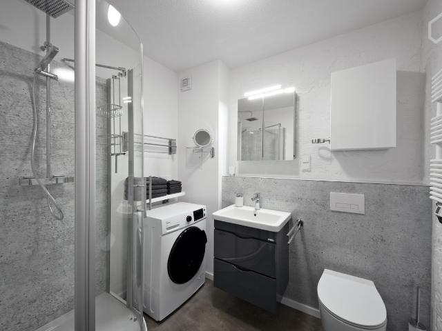 Top furnished apartment in a quiet, convenient location. Smart home, WiFi, alarm system, parking space, sauna Leipzig Amsterdam Apartments for Rent