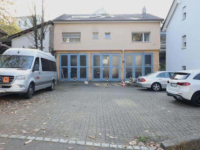 TOP Kapitalanlage Mehrfamilienhaus mit fünf Wohnungen, Gewerbe Einheit in guter Lage von Brombach