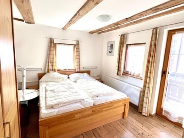 TOP: HAUS in SAALBACH ZU VERKAUFEN! Top Zentrumslage und direkter Lifteinstieg!