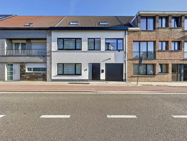 Top investering in totaal gerenoveerd cohousing pand te Gent