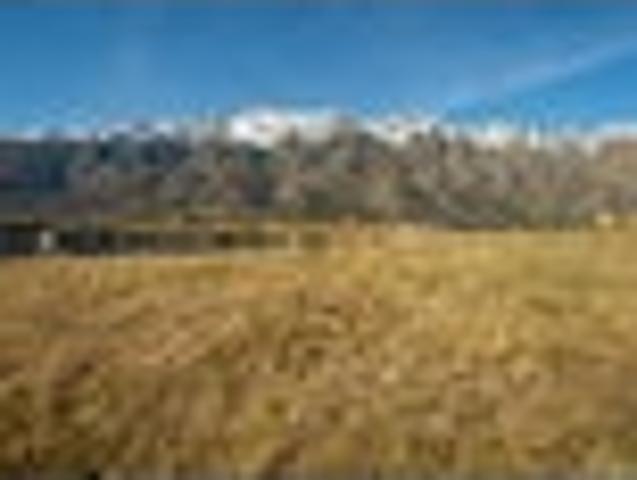 Top of the hill 822sqm section in Jacks Point