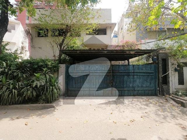 Top Location Old Good House Gulberg 2 Block F For Sale