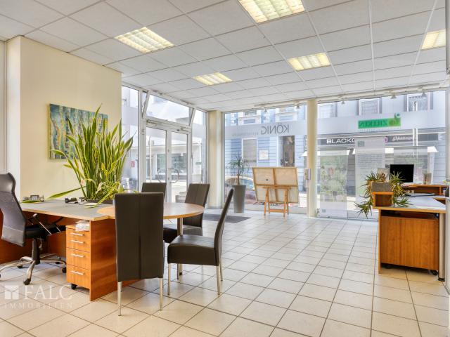 Top Lage, gute Rendite: Wohn und Geschäftshaus nahe Fußgängerzone Bergisch Gladbach