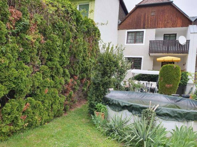 TOP LAGE MIT GARTEN UND POOL