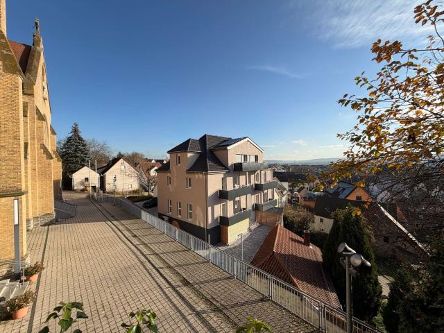 Top Lage! Neuwertige 3,5 Zimmer Wohnung in Stein am Kocher