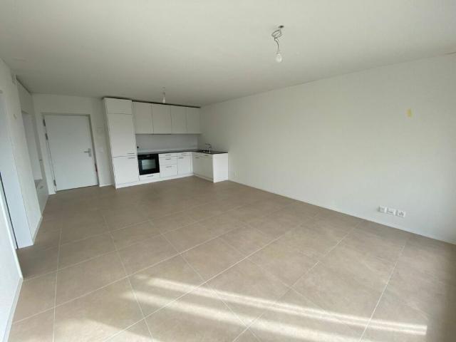 Top Lage neue 2.5 Zimmerwohnung mit Wintergarten