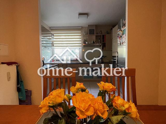 Top Lage! Schöne Maisonette 4 Zimmer Wohnung in KaDeWe ­Nähe, Stellplatz