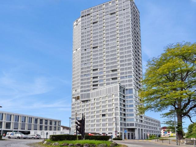 Top.Modern.Einzigartig= Bäretower