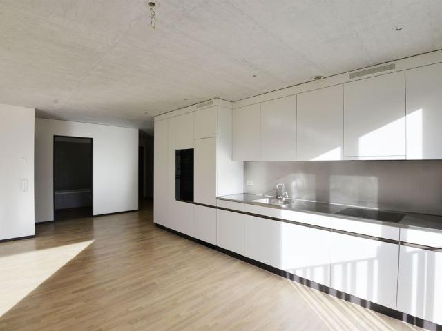 Top modern living in a central location!
