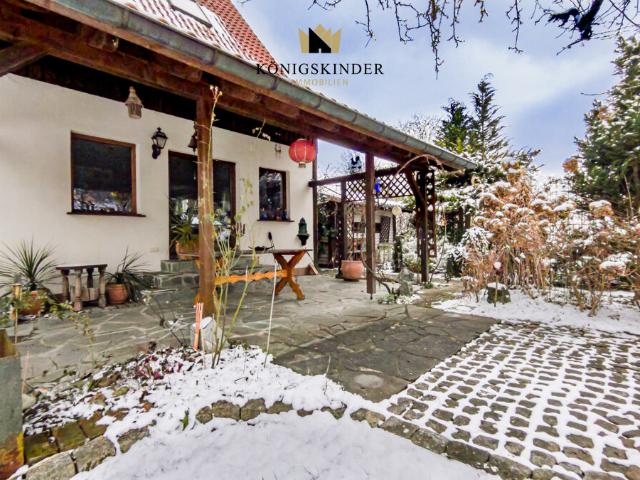 Top modernisiertes Familienidyll in guter Lage