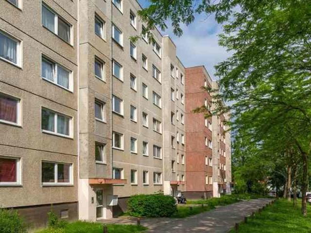 Top sanierte 3 Zimmer Wohnung mit Balkon WBS !
