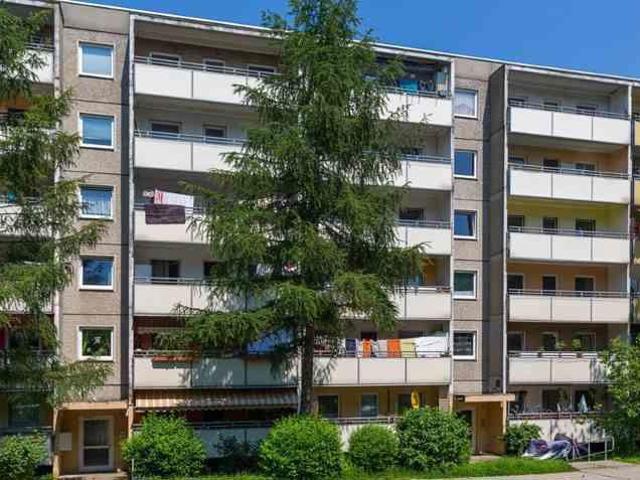 Top sanierte 3 Zimmer Wohnung mit Balkon WBS !