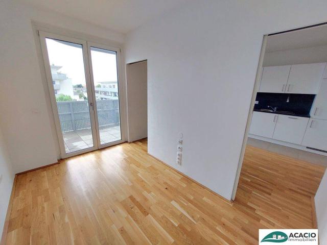 Top Singlewohnung im Dachgeschoß Leben im Grünen, aber nahe der Stadt! Tiefgaragenplatz optional verfügbar!
