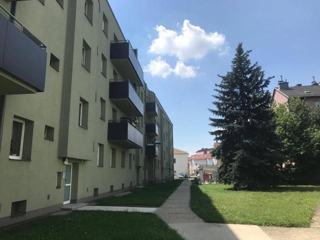 Top Preis! 3 Zimmer Wohnung in zentraler Lage in Schwechat auch für Anleger interessant!